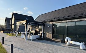 Sunset House & Spa